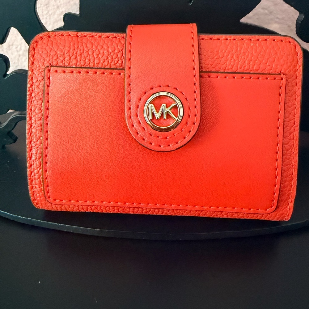 NWOT. Michael Kors Red Card Wallet with Gold MK Accent